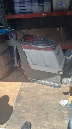 Floor cleaner - Minuteman 170 - $500 OBO