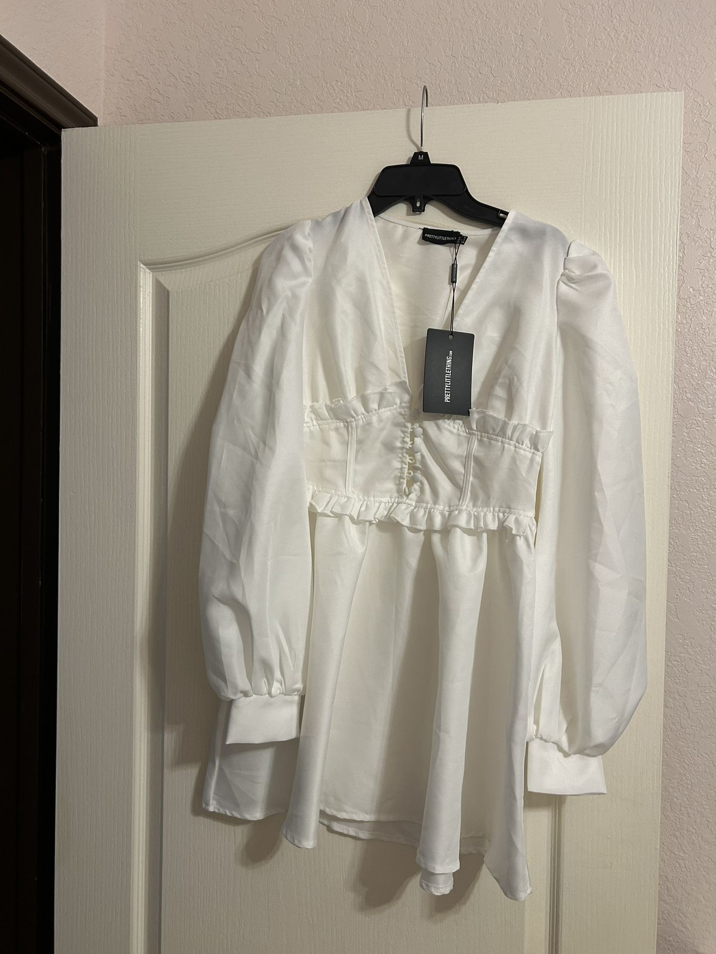 White long sleeve dress