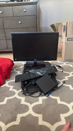 LG Monitor with Keyboard, Mouse, and Docking station