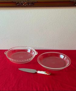 2- Pyrex Glass Pie pan Plate (together)