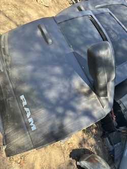 2020 Dodge Ram 2500 DOORS