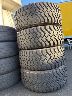 ‼️🚨vendo set de llantas Lt 33x12.50 15 hankook tires