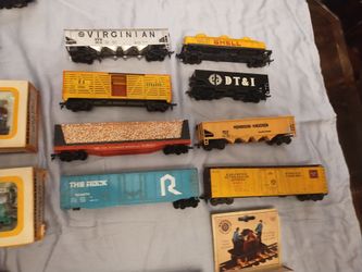 vintage electric train  collection!   MAKE ME AN  OFFER