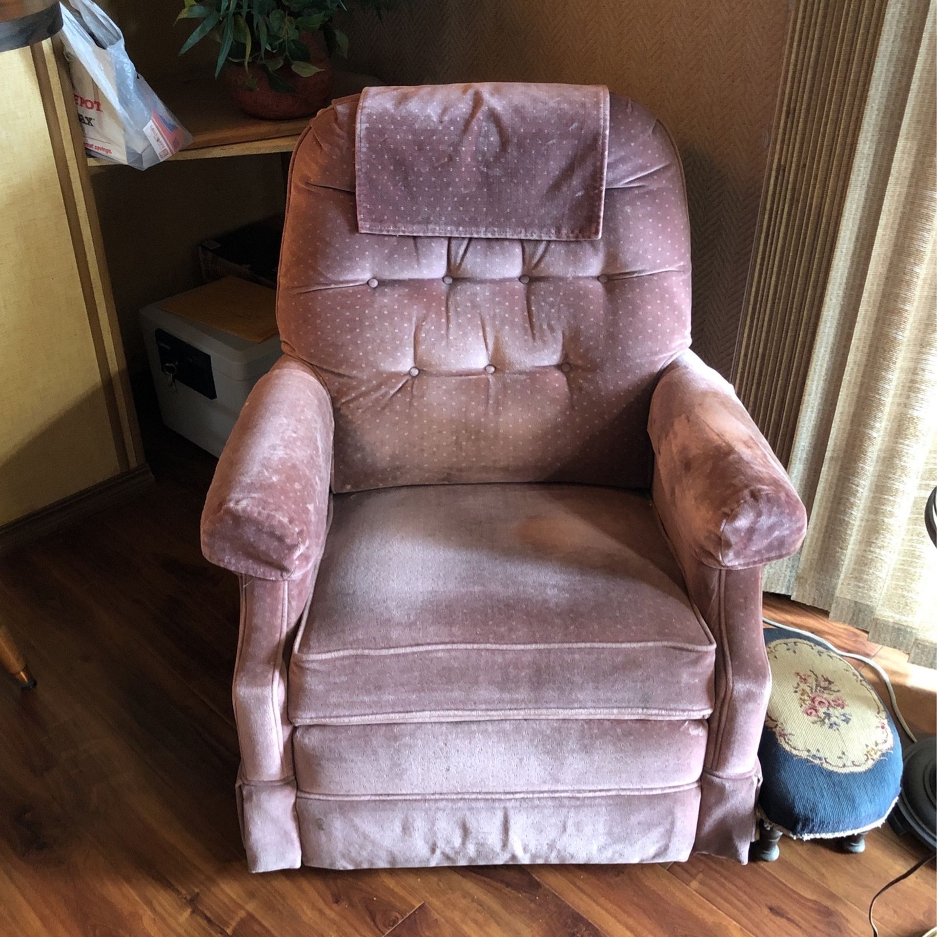 Recliner