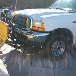 00 Ford F250 Snow Plow Truck or trade