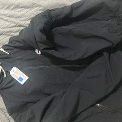 Black nike windbreaker