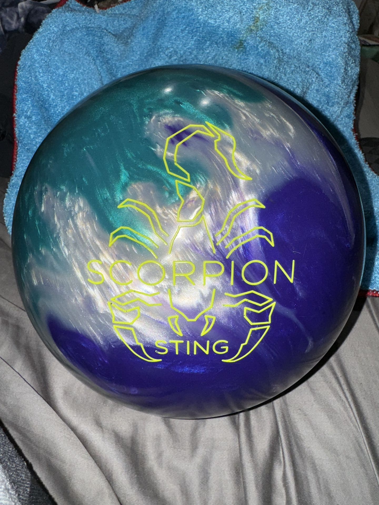 Hammer Scorpion Sting Bowling Ball