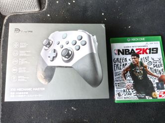 EasySMX / X10 Mechanic Master along w/ NBA 2K19  Game Disc
