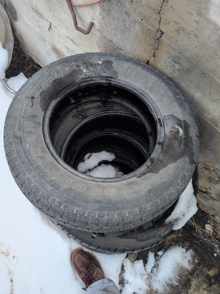 GOODYEAR MARATHON ST 205/75 R15 USED TIRE
