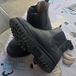 Kids Black Boots Size 13