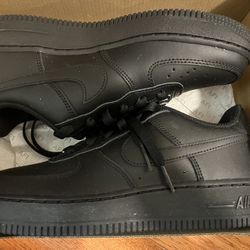 Air Force 1 Black Size 4Y for Sale in Queens, NY - OfferUp