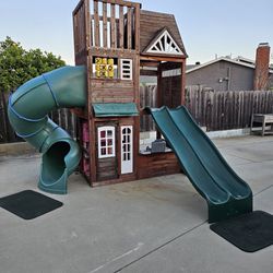 3 Story Outdoor Play And Swing Set