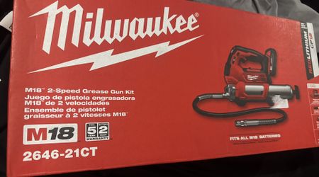 M18 18V Lithium-Ion Cordless Grease Gun 2-Speed with (1) 1.5Ah Batteries, Charger, Tool Bag