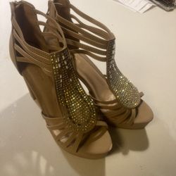 Used High Heels Woman Size 8