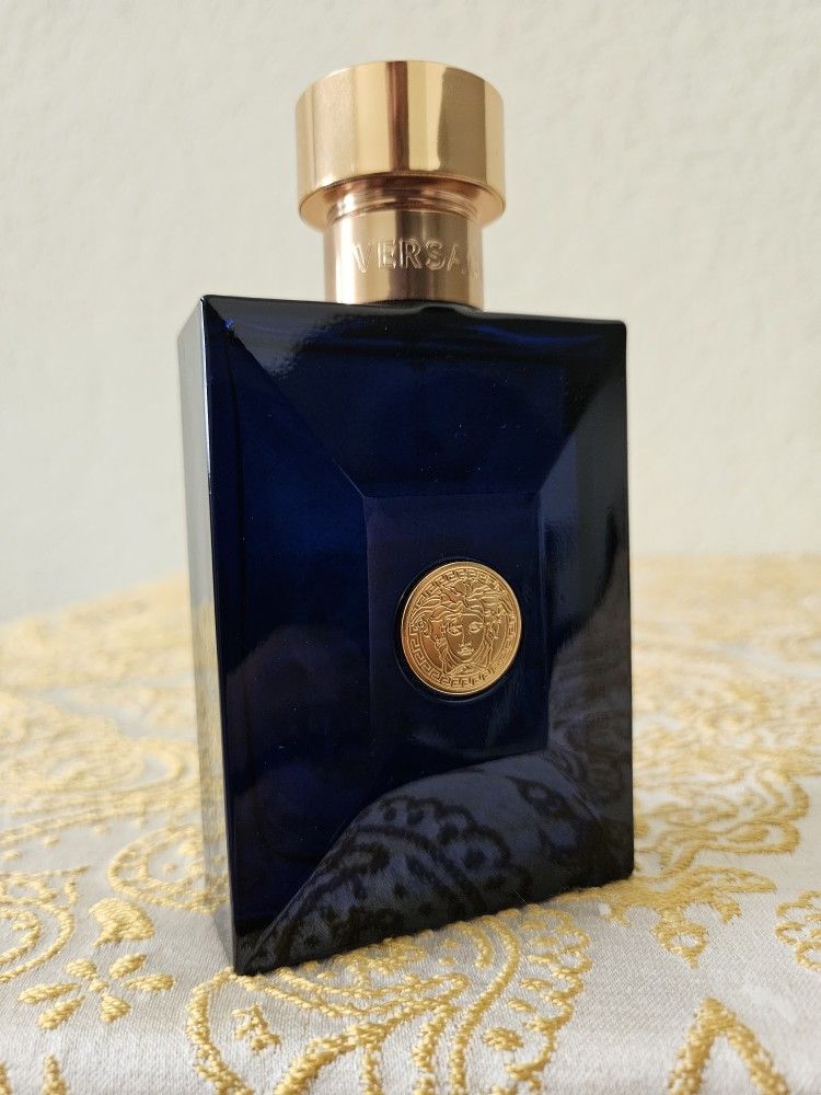 Versace Dylan Blue Cologne Fragrance Parfum