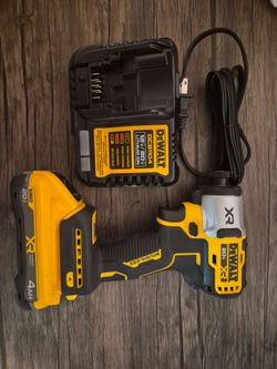 Dewalt