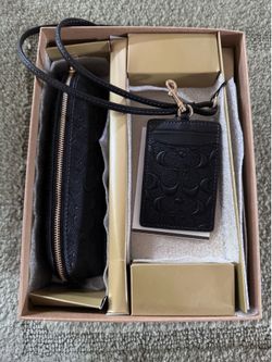 Coach Boxed Pencil Case Id Lanyard Set In Signature Leather Black