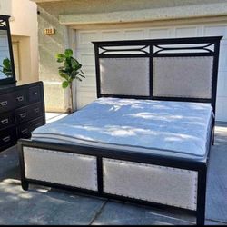 KING BEDROOM SET DELIVERY AVAILABLE 