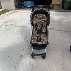 Colugo Compact Stroller