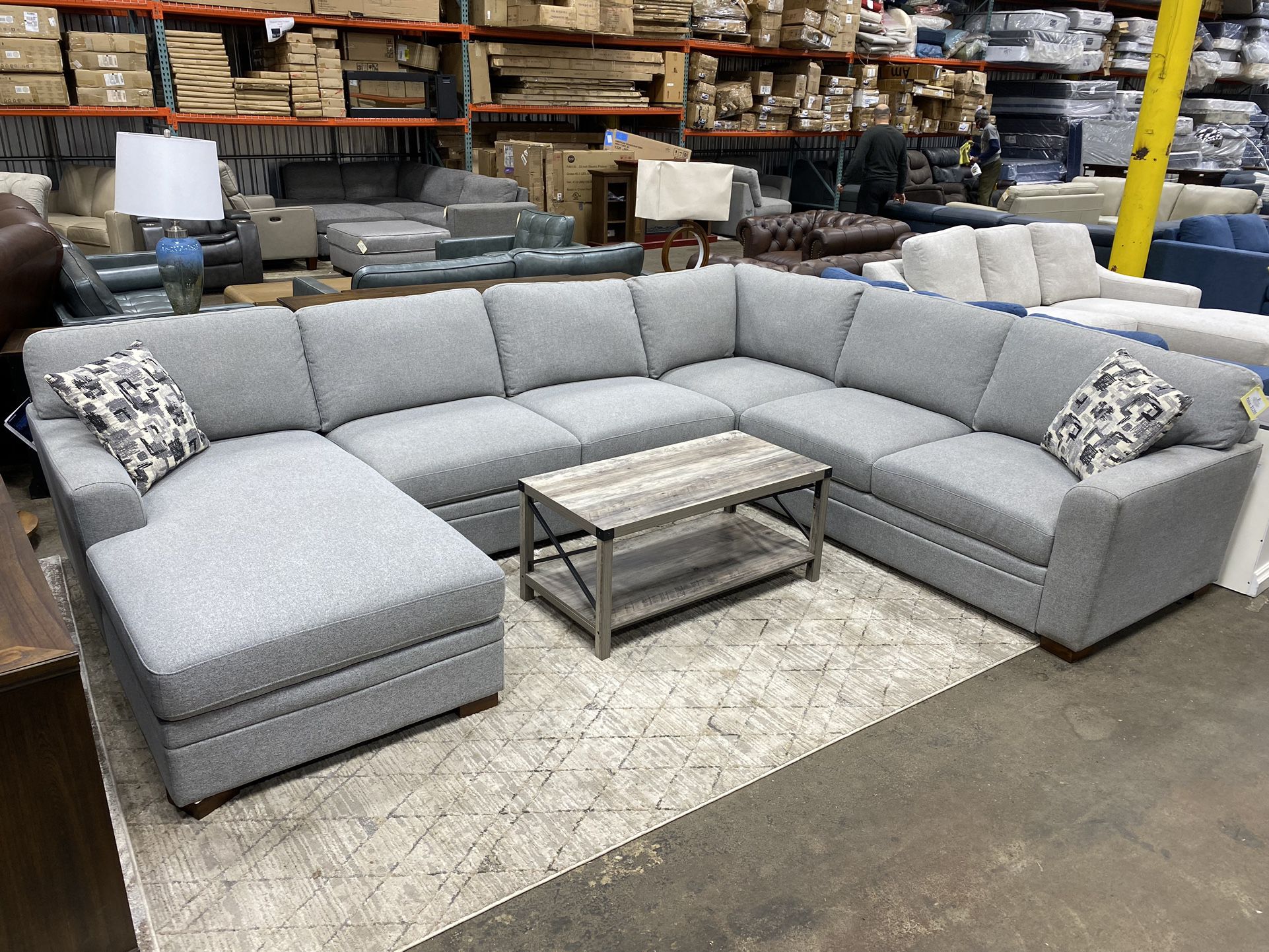 FREE DELIVERY AND INSTALLATION - Thomasville Langdon Fabric Sectional with Coffee and Pillows