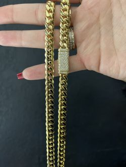 10k Gold Cuban Link 