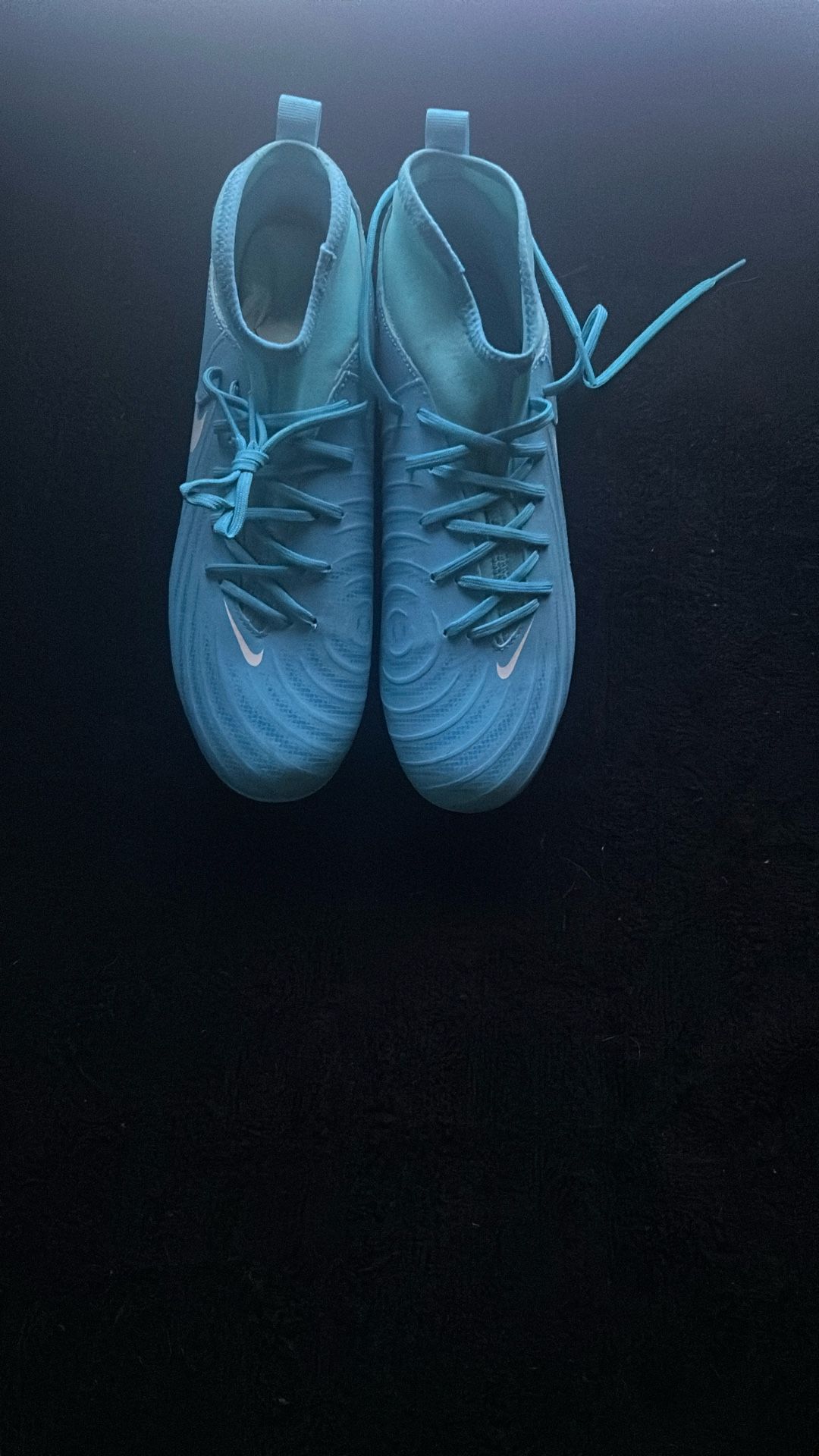 Phantom Cleats