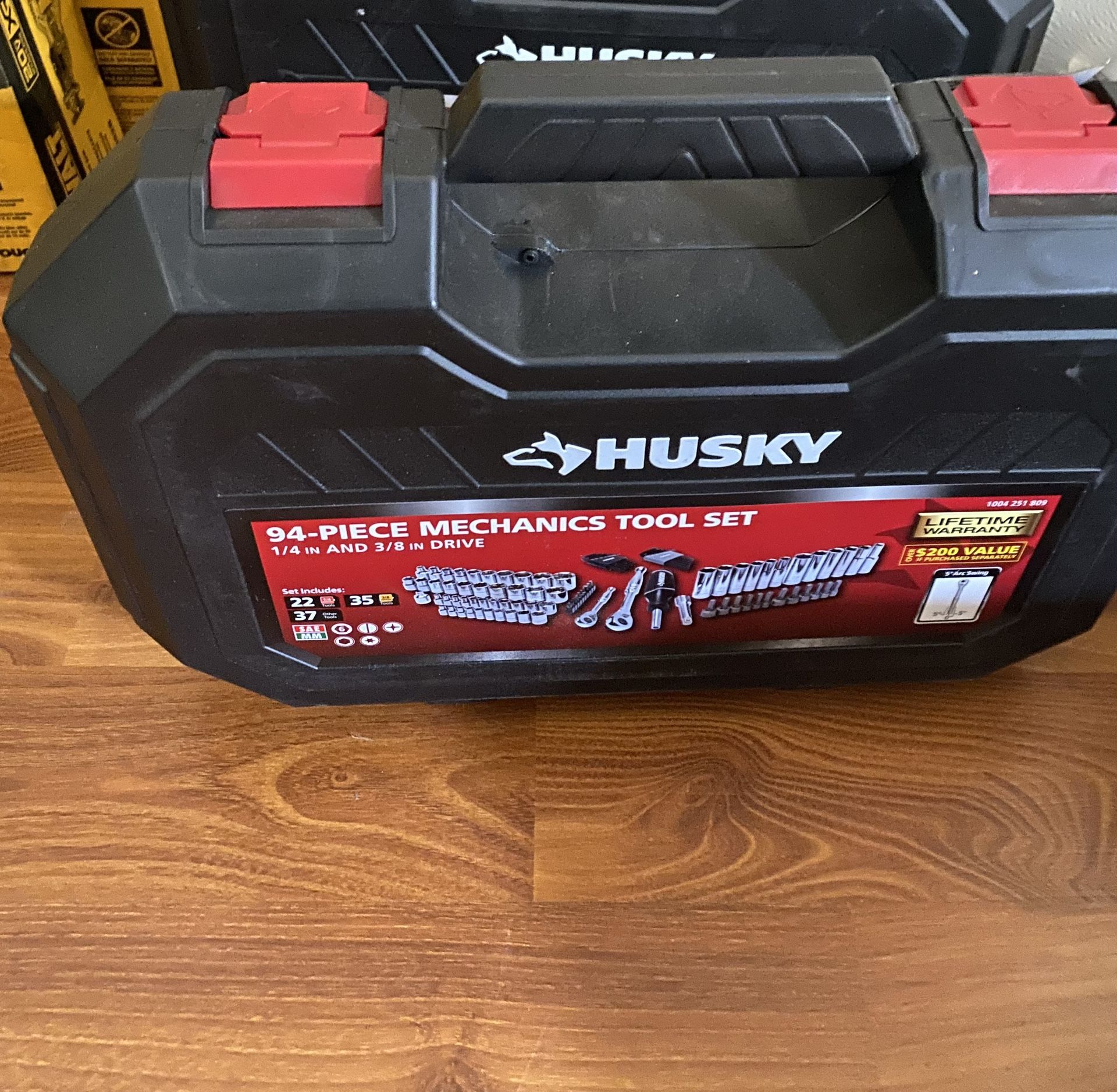 Husky Mechanics Tool Set 94pcs