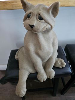 Resin cat