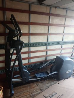 Sportsart Fitness e82 Rear Drive Elliptical Trainer for Sale in Houston TX OfferUp