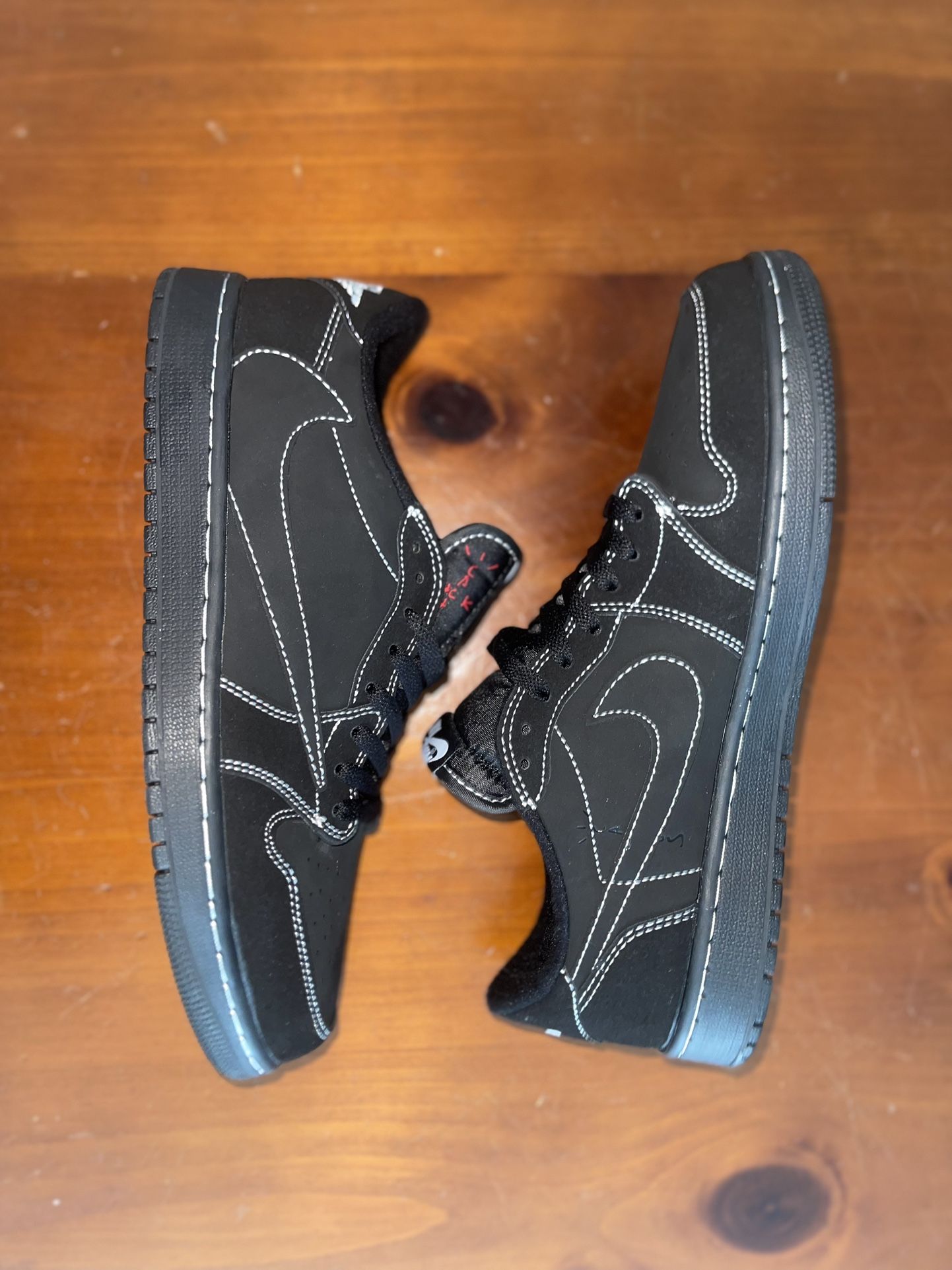 Jordan phantom size 11 Jordan Air Jordan 1 Mid Iridescent Mens Lifestyle Shoes  main image 3