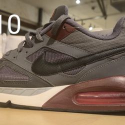 Size 10 Mens Airmax
