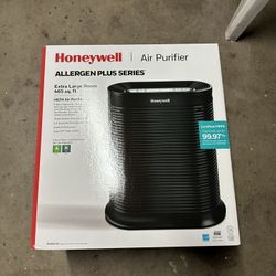 Honeywell air Purifier Plus Series Large Rooms Wildfire Smoke Pollen Let Dander Dust Air Purifier 