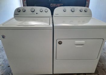 Whirlpool Washer and Dryer Set