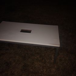 Aspen power coffee table