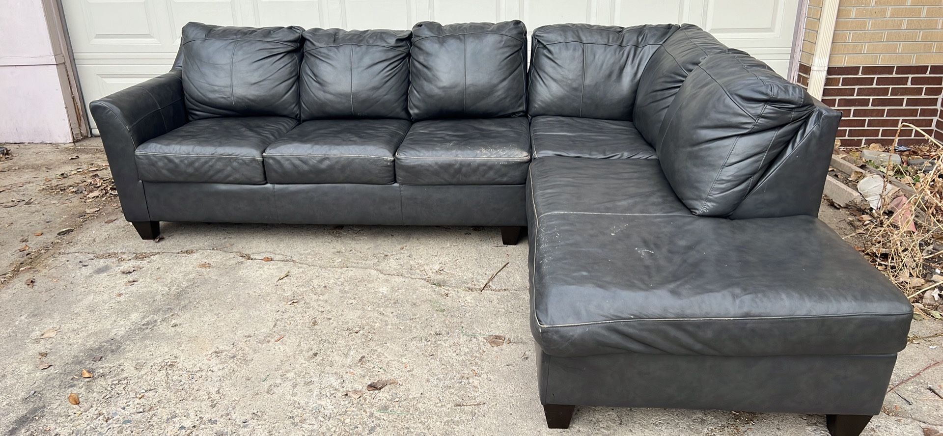 Free Delivery Gray Leather L Sectional Sofa for Sale in Denver, CO