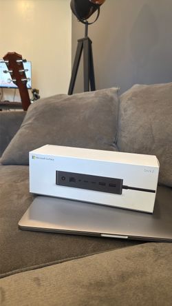 Microsoft Surface Dock 2