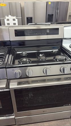 New. L G Gas Stove And Oven