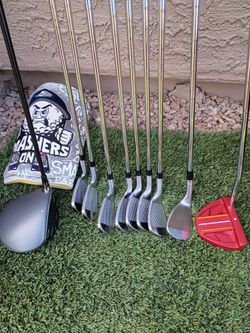 TaylorMade  Qi35 Golf Clubs!