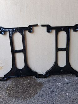 This too for 80.00 legs for a old sewing machine  vantage