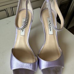 Nina New York volanda dress sandal - royal lilac satin - size 7
