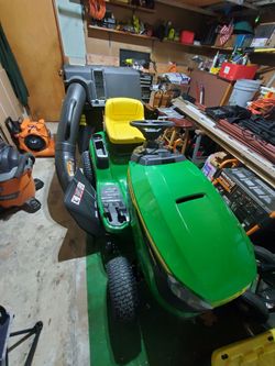 John Deer S100 riding mower