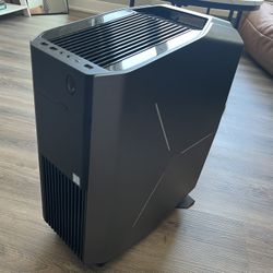 Alienware Aurora R7 Desktop 