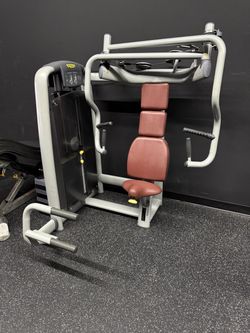 Technogym Commercial Chest Press – 260 LB Stack