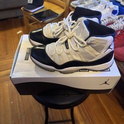 (2011) Jordan 11 Concords Size 10.5