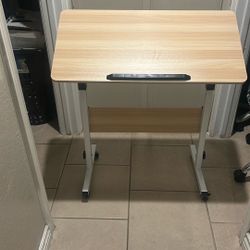 Drafting/drawing Table Adjustable Height/angle