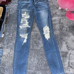 AE Jeans(size 6) Skirts(size 3,7) & Shorts (size 5)