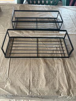 2 Metal Basket Trays
