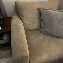 Couch Good Condition