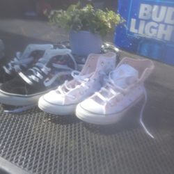 Vans And Chucks. Little GIRL Size 13  1/2