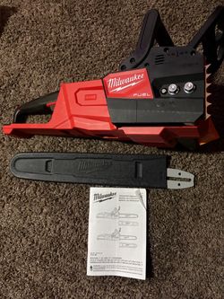 Milwaukee M18 FUEL Chainsaw Tool Only